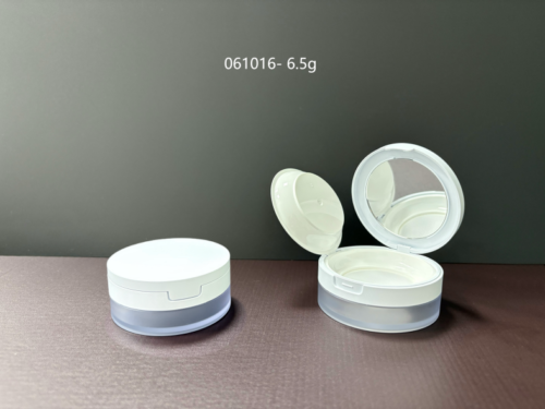 061016
Loose Powder Case with Mirror and Mesh, Refillable