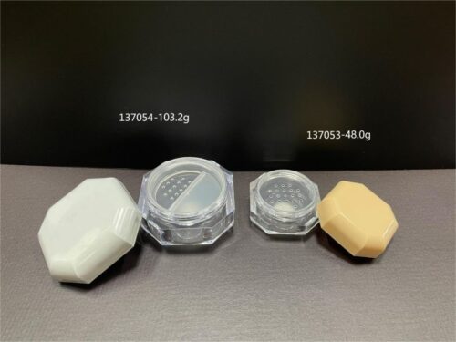 137054
Loose Powder Case with Sifter