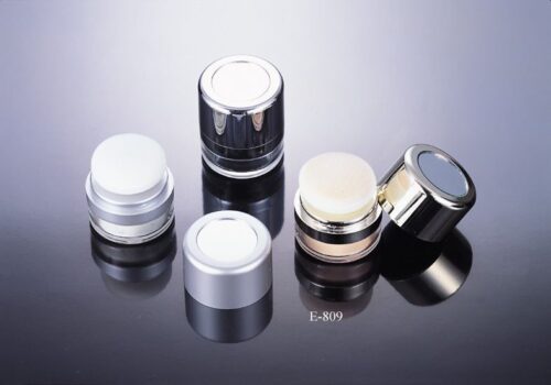 E-809
Loose Powder Jar with Applicator and Sifter and Airtight
