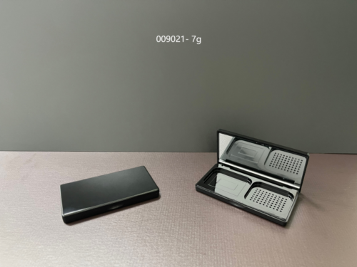 009021
Two-Color Square, Compact, With Mirror