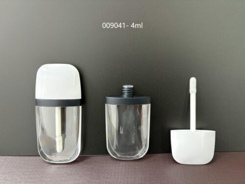 009041
Shaped Lipgloss with Applicator