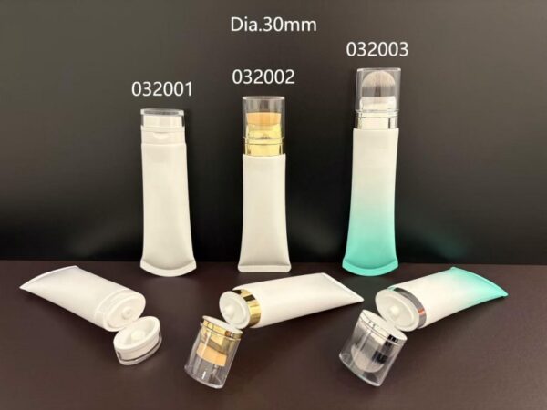 032001
Tube with Screw Closure and Tube Dia 30