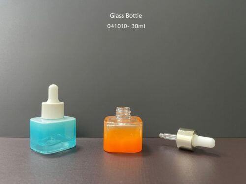 041010
Square Bottle