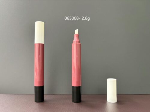 065008
Lipgloss with Applicator, S-Free