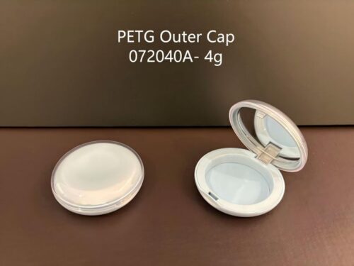 072040A
Compact with Mirror and Snap Closure
