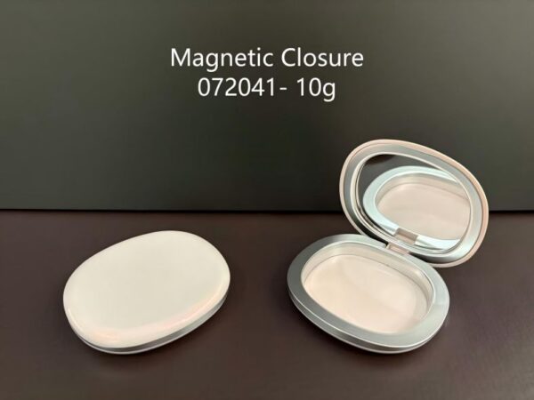 072041
Square Compact with Mirror