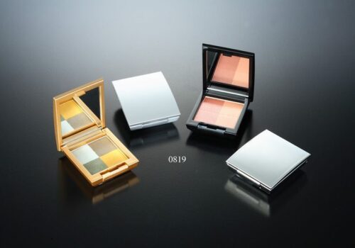 0819
Square Compact with Mirror
