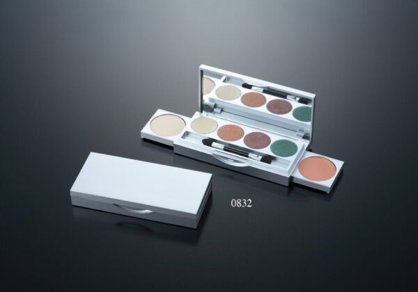 0832
Multi-Color Square Compact with Mirror and Drawer