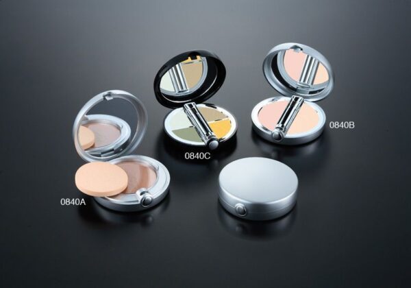 0840A
Compact with Mirror and Center Plate