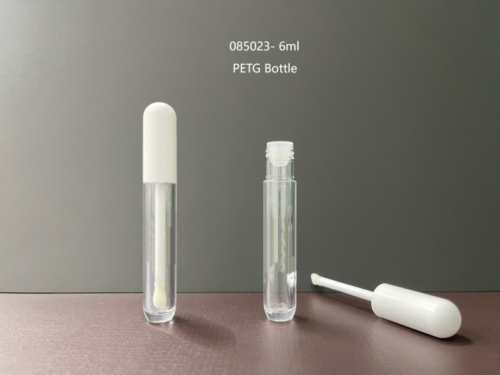085023
Lipgloss with Applicator