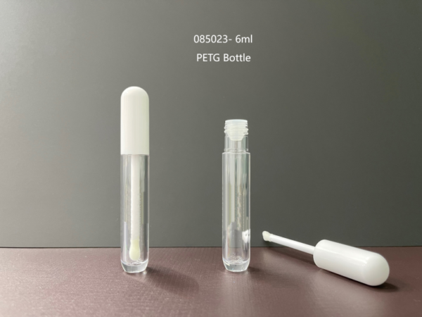 085023
Lipgloss with Applicator