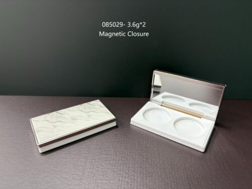 ct 085029
Multi-Color Square Compact with Mirror and Deco Top