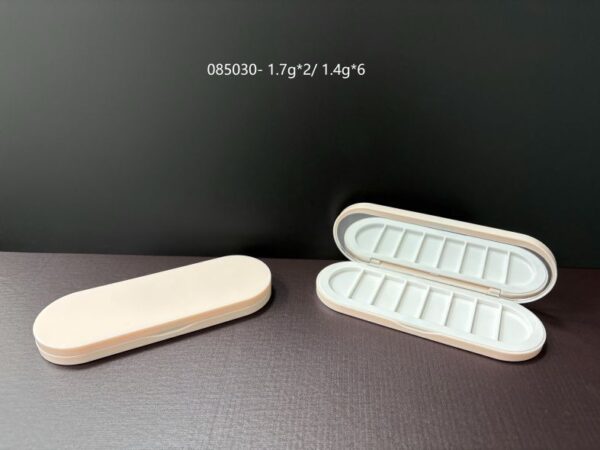 ct 085030
Multi-Color Compact with Mirror