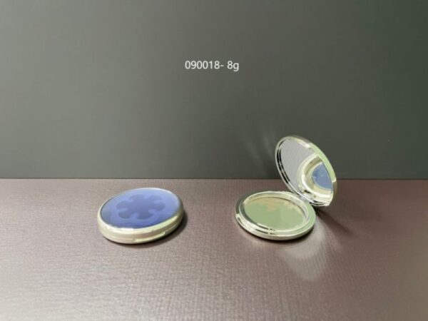 090018
Compact with Mirror