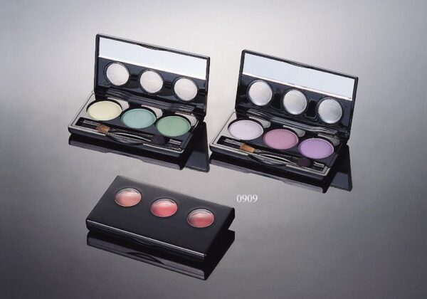 0909
Multi-Color Square Compact with Mirror and Window