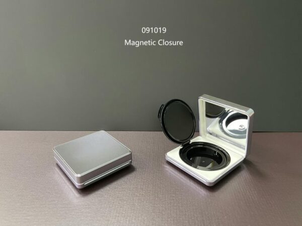 091019-13.0g-Single-Deco-Top_With_Mirror-Magnetic_Closure-PP_ABS-Refillable 091019
Square Cushion with Mirror and Deco Top, Refillable
