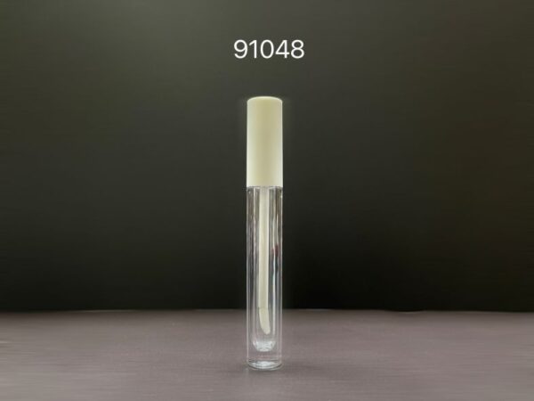 091048
Lipgloss with Applicator