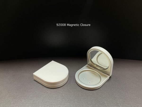 092008
Compact with Mirror and Deco Top and Magnetic Closure, Refillable