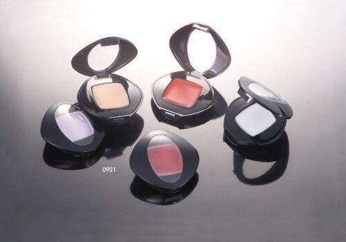ct 0921
Shaped Compact