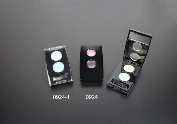 0924
Multi-Color Square Compact with Mirror