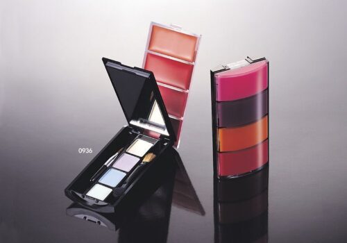 0936-Multi-With-Center-PlateWith-Mirror-Snap-Closure-ABS.jpg 0936
Multi-Color Square Compact with Mirror and Center Plate