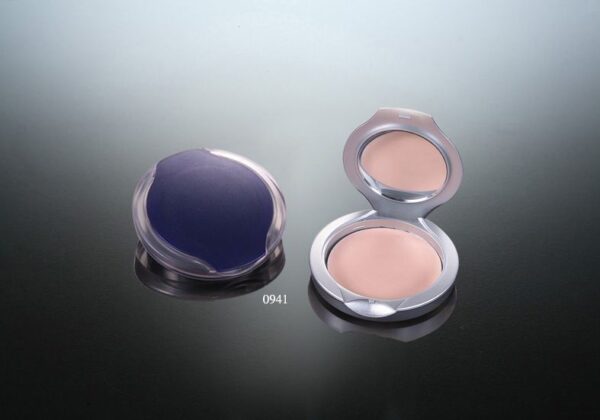 ct 0941
Compact with Mirror