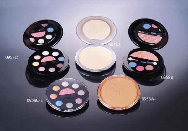 0958B
Multi-Color Compact
