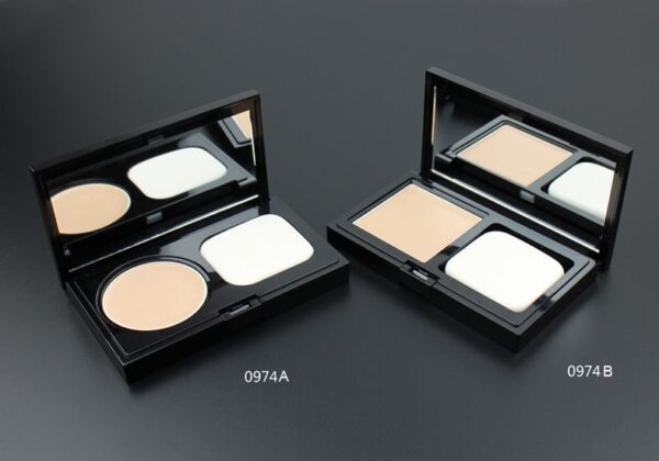 0974B
Multi-Color Square Compact with Mirror