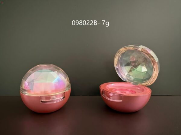 098022B
Compact