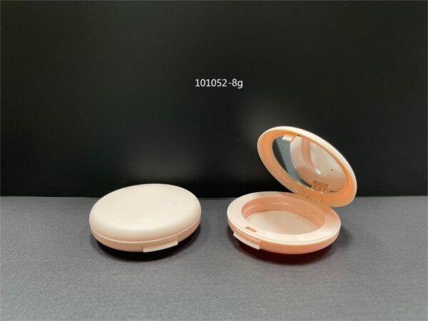101052
Compact with Mirror