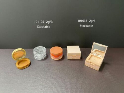 101033
Multi-Color Square Compact with Mirror and Snap Closure, Stackable