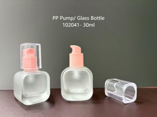 102041
Square Bottle