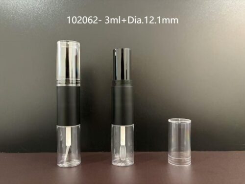 102062
Multi-Color Lipgloss with Applicator