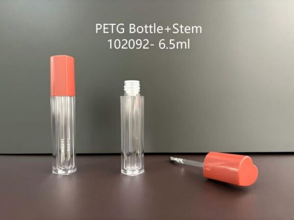 102092
Lipgloss with Applicator