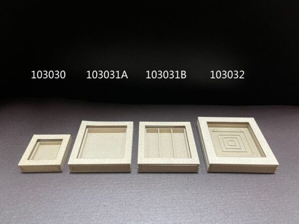 103031A
Square Compact with Window, Refillable