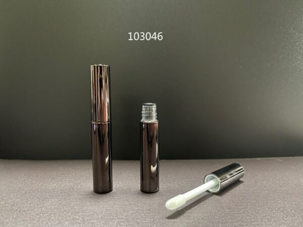 103046-3.0g-Single-With-Applicator-Screw-Closure.jpg 103046
Lipgloss with Applicator