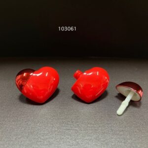 103061
Shaped Lipgloss with Applicator