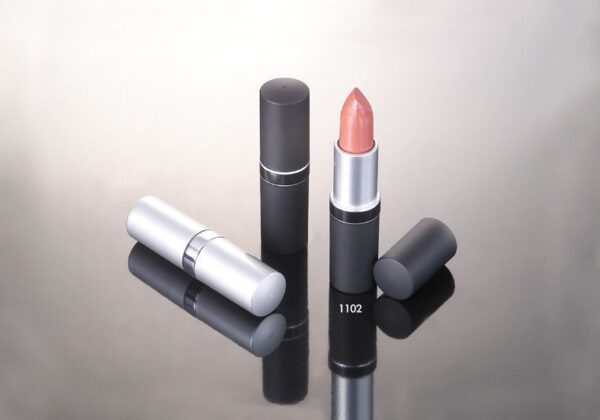 1102
Lipstick