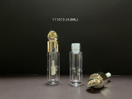 111013
Lipgloss with Applicator