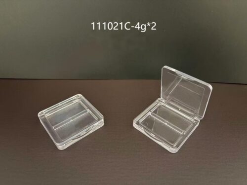 111021C
Multi-Color Square Compact with Snap Closure