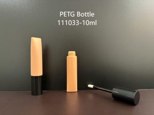 111033
Lipgloss with Applicator