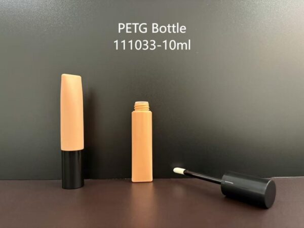 111033-10.0g-Single-With-Applicator-Screw-Closur.jpg 111033
Lipgloss with Applicator
