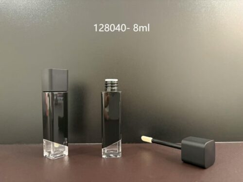 128040
Square Lipgloss with Applicator