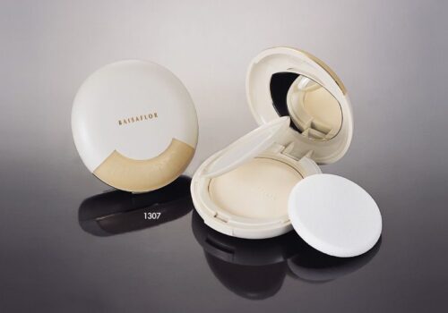 1307
Compact with Mirror and Center Plate