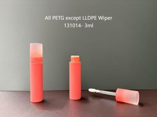 131014
Lipgloss with Applicator, S-Free
