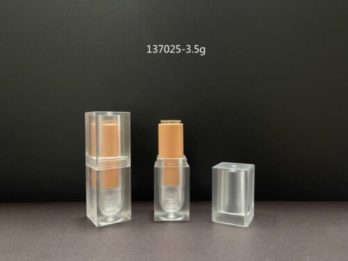 137025
Square Lipstick with Double-Wall and Snap Closure