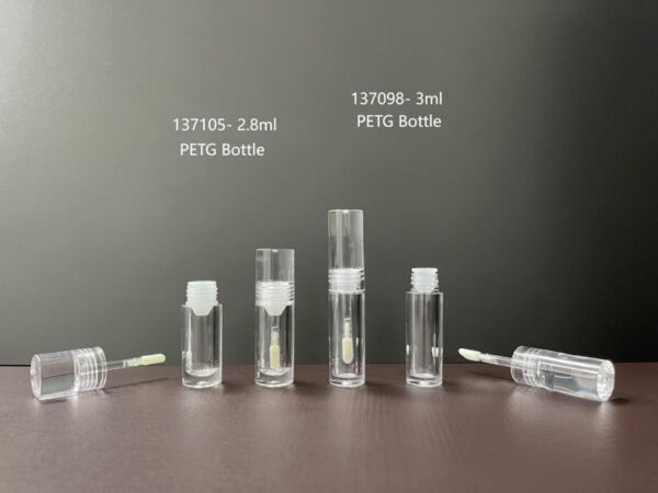 137105
Lipgloss with Applicator