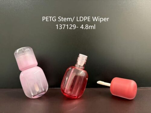 137129
Shaped Lipgloss with Applicator