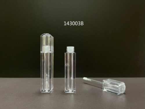 143003B
Lipgloss with Applicator