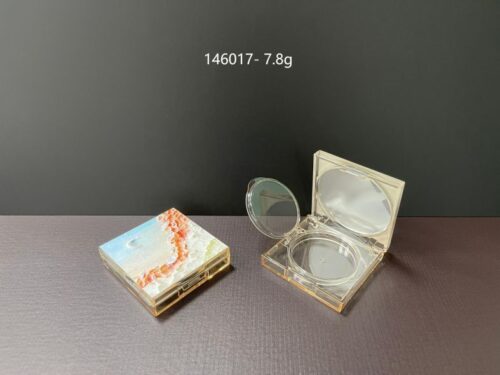 146017
Square Compact with Mirror and Center Plate
